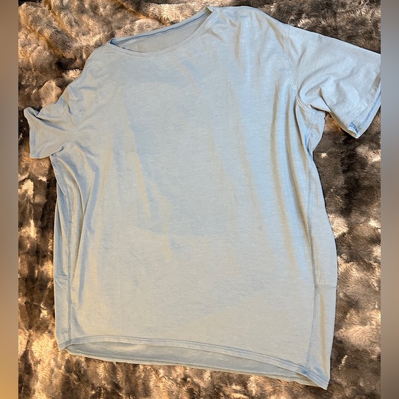 Blue Lulu Back In Action T-Shirt - Picture 1 of 9